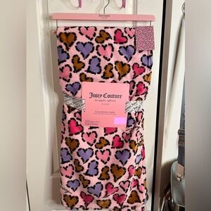 Juicy Couture Home Plush Throw Hearts